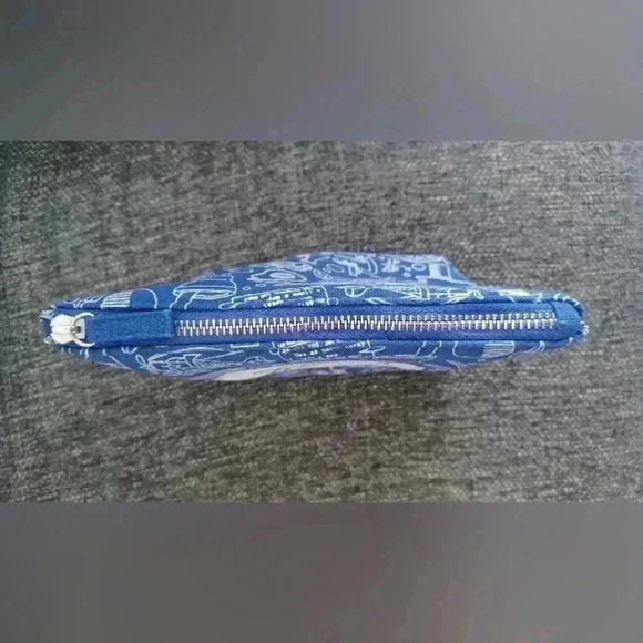 Kiehl's Canvas  Cosmetic Makeup Travel Pouch Bag Limited Edition - Picture 2 of 6